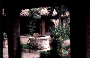 San Damiano: il pozzo della cisterna vecchia