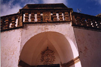 Palazzo Tafuri: Balconata e Stemma