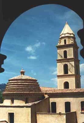  vista della cupola e del campanile