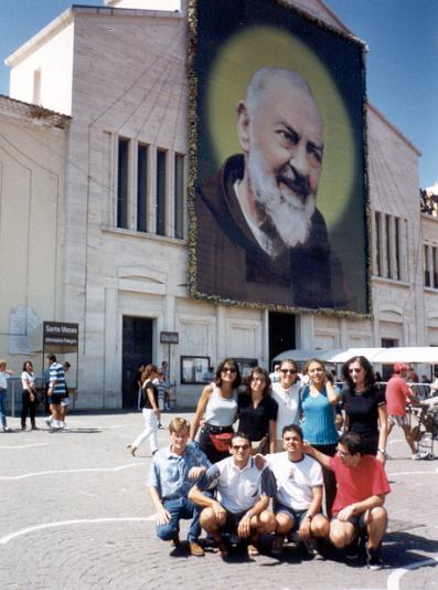 Foto scattata al santuario di Padre Pio (anno 2000)