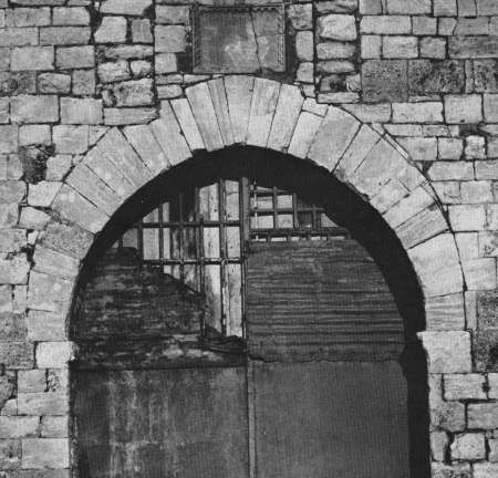 Portale d'ingresso lato nord