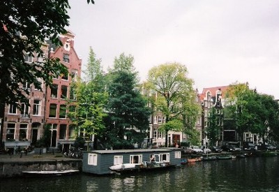 Uno dei tantissimi canali di Amsterdam