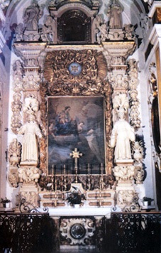 Altare della Madonna del Carmine 
e S. Antonio di Padova.