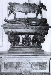 Monumento funerario
 di Bellisario Maremonti